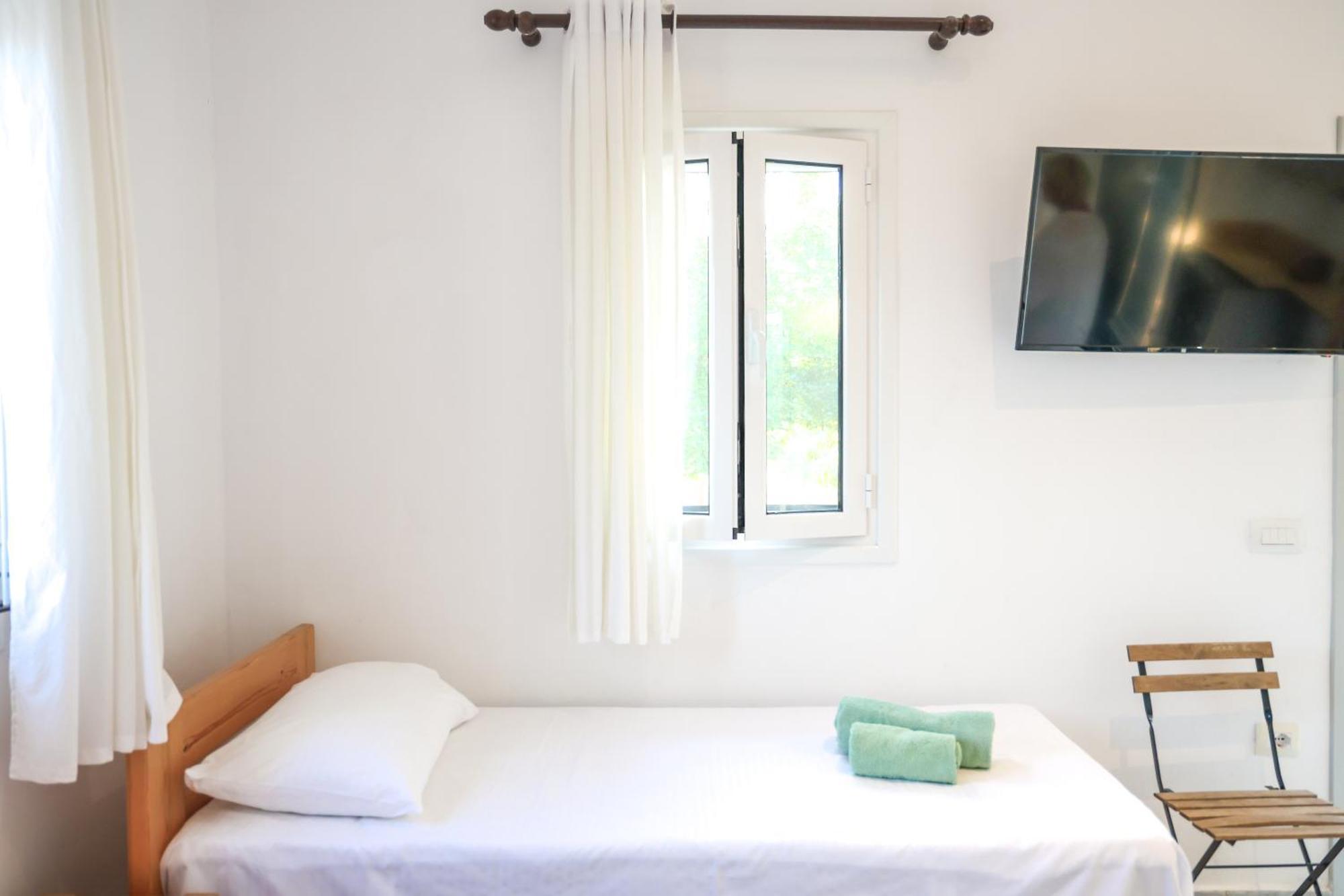 Casablanca Rooms Dhermi Exterior photo